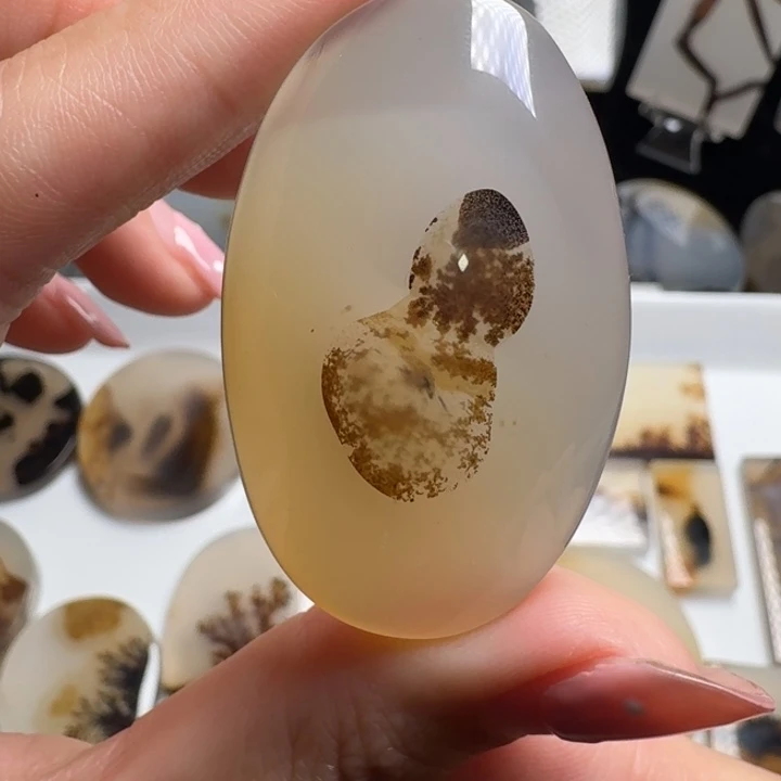 玛瑙/玉髓未镶嵌摆件