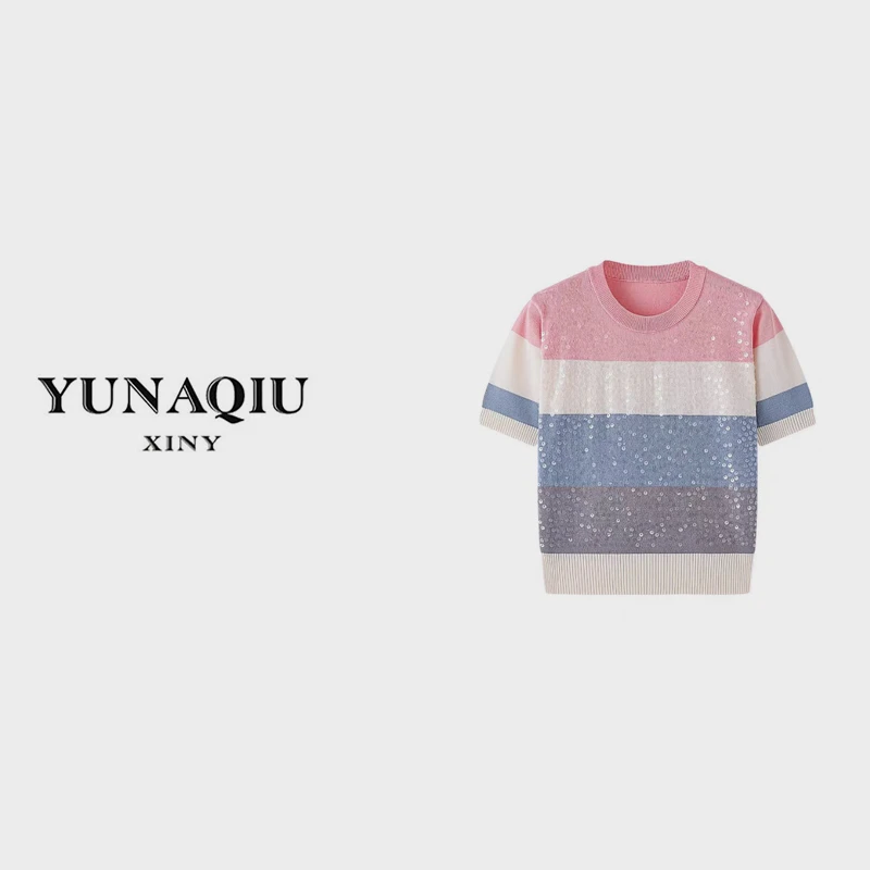 YUNAQIU-时尚百搭经典莫兰迪亮片条纹撞色字母水钻针织短袖-8156