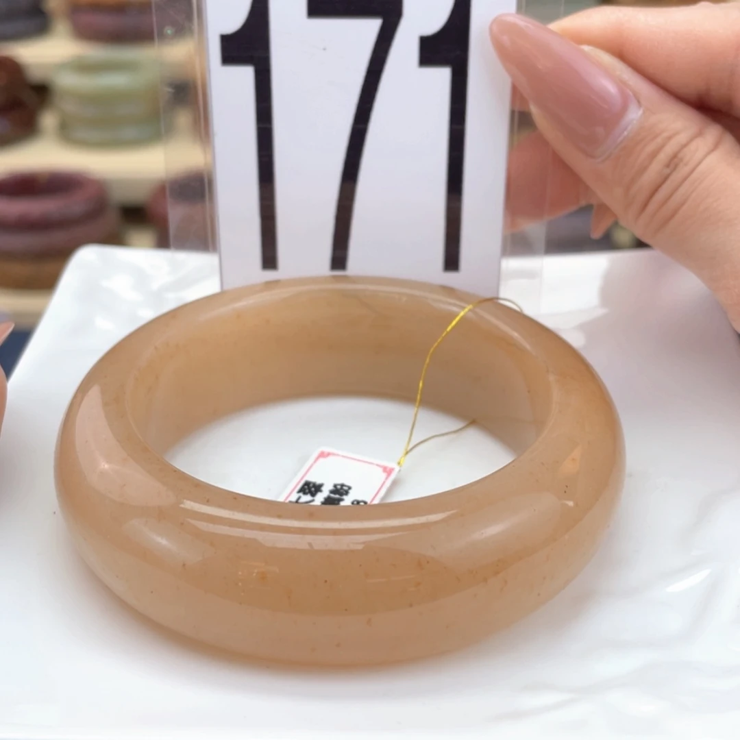 【闪购商品】石英质玉手镯未镶嵌