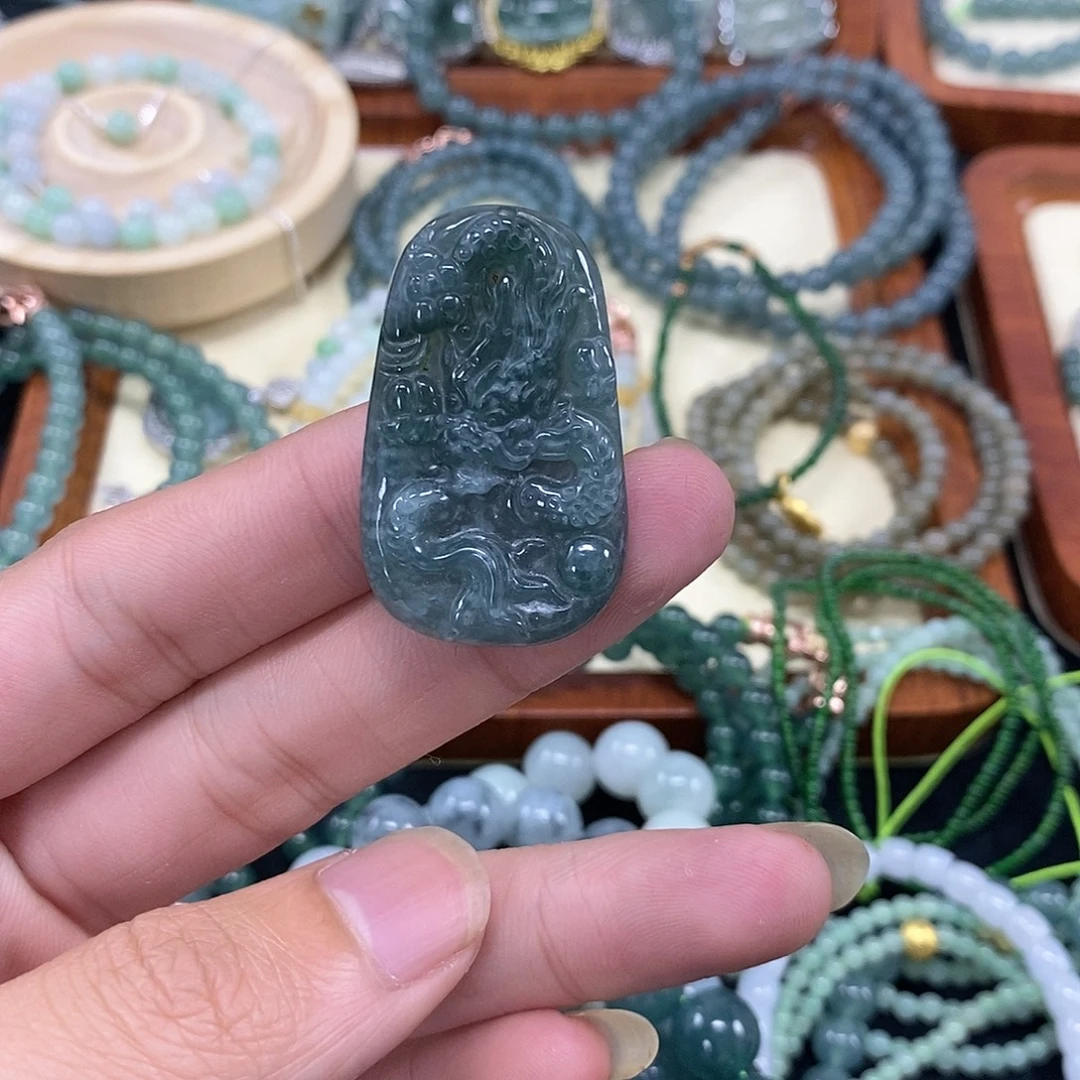 翡翠未镶嵌颈饰天然翡翠