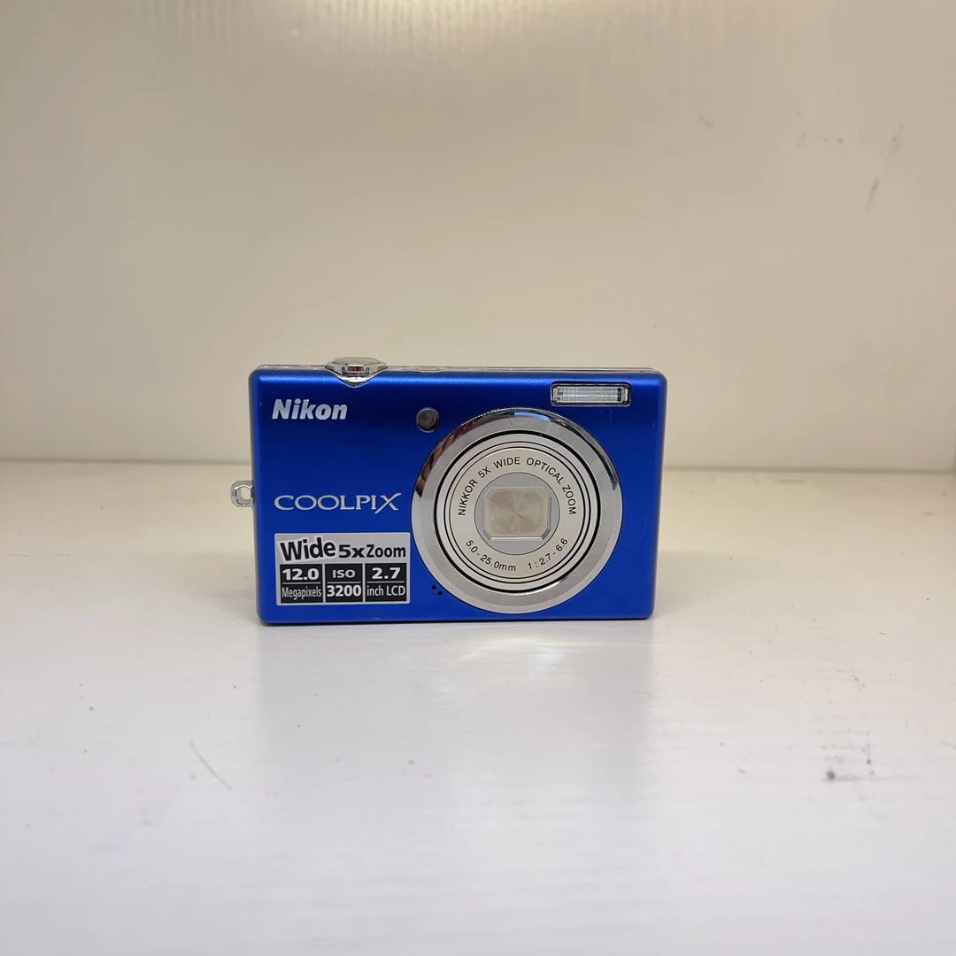 95新 Nikon/尼康 S570 1200万像素5倍变焦 出图清晰色彩鲜艳