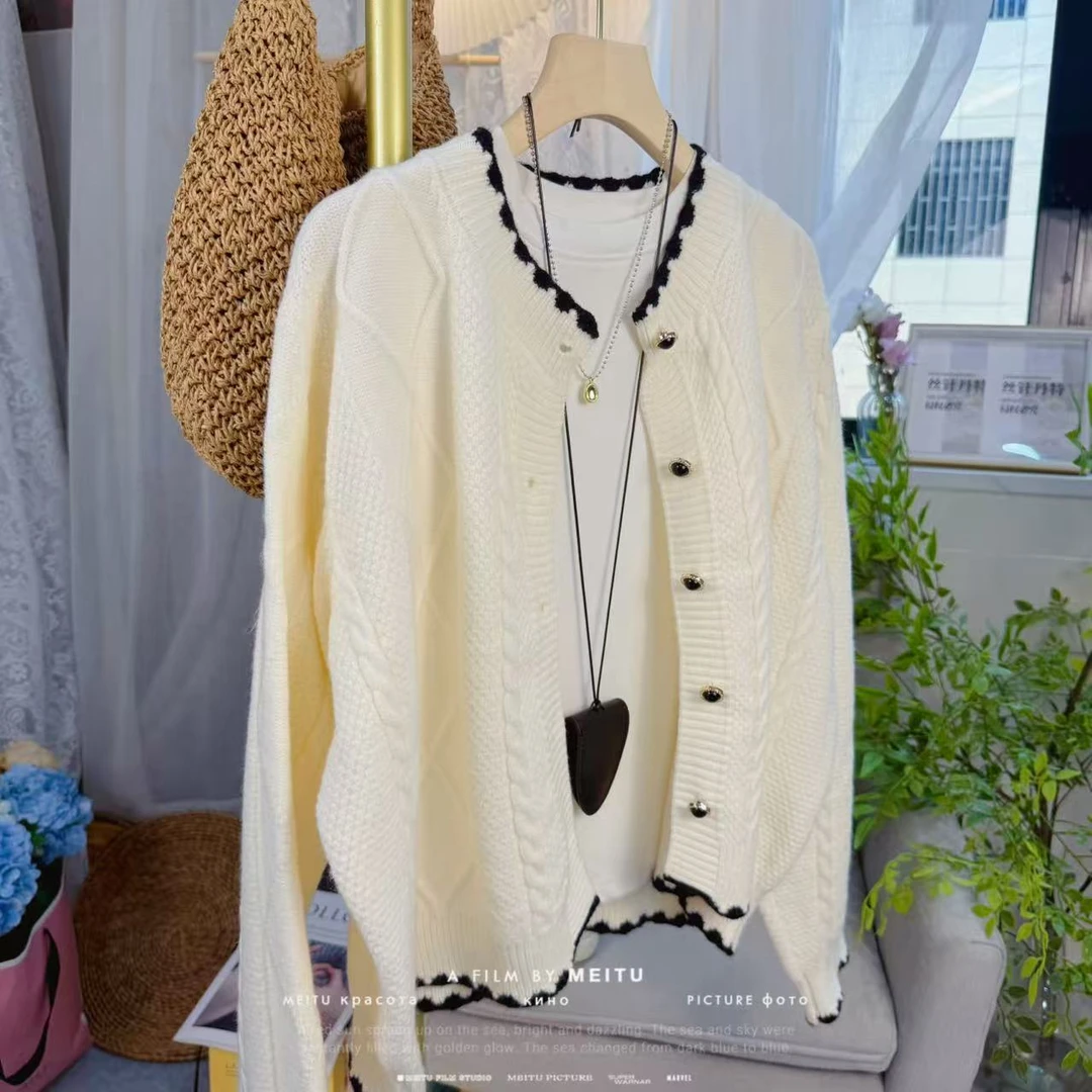 韩系复古撞色温柔风针织开衫女秋冬新款时尚洋气减龄别致毛衣外套