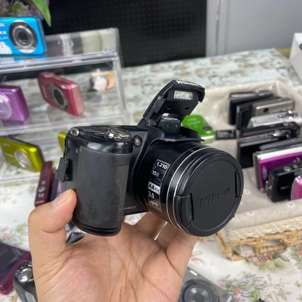 95新 Nikon/尼康 l110配件齐全自备5号电池w像素