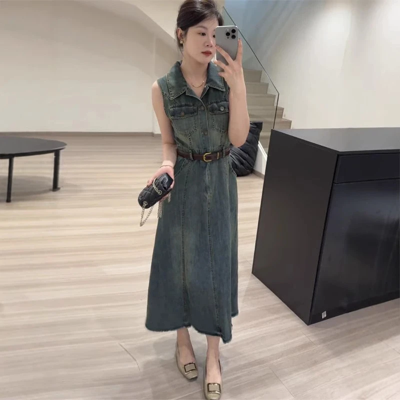 2025夏季新款法式复古无袖牛仔连衣裙女毛边设计感a字气质中长裙