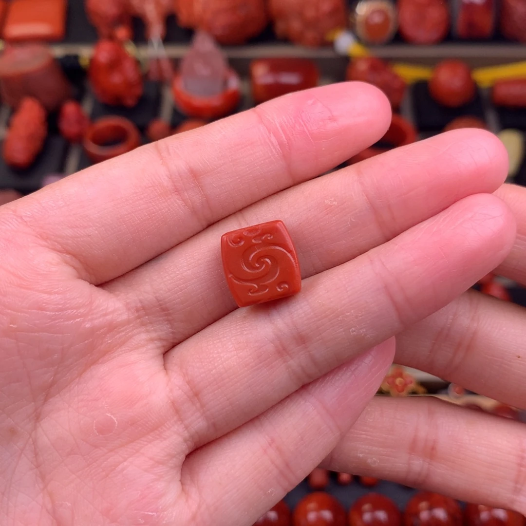 南红玛瑙未镶嵌仿古龙背云11+