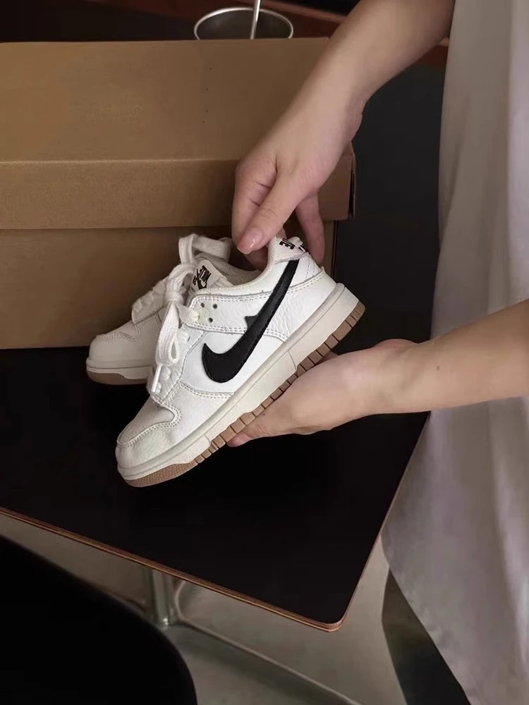 春秋低帮学院风运动鞋经典休闲时尚板鞋复古百搭学生跑步童鞋X601