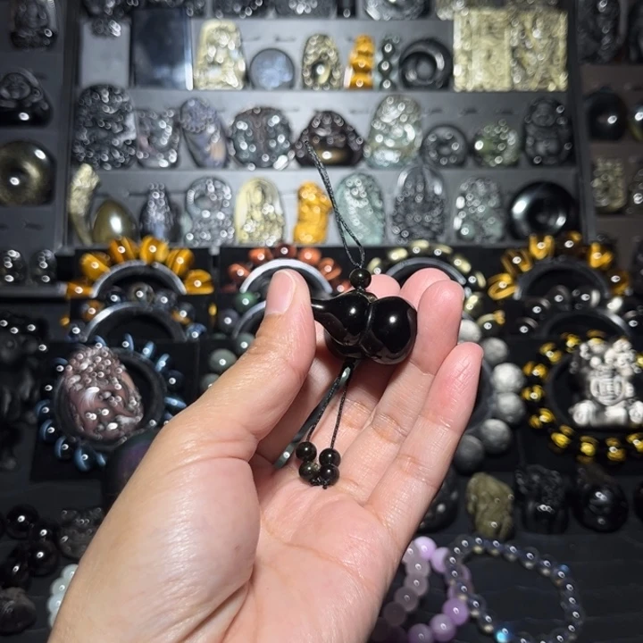 D****黑曜岩未镶嵌珠宝奇石