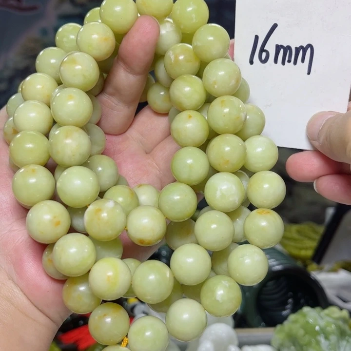 蛇纹石玉颈饰多样性发货未镶嵌