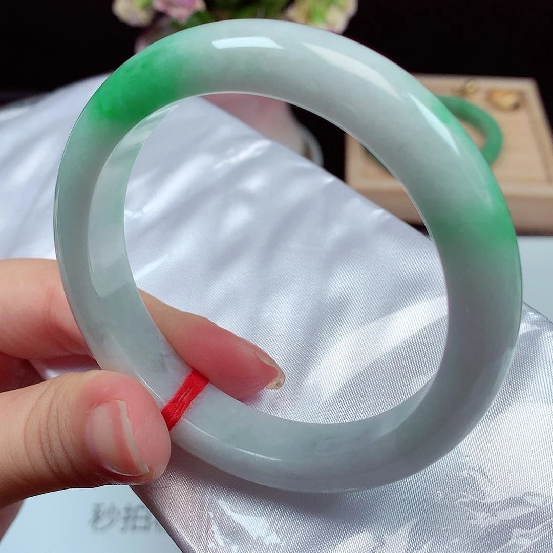 翡翠未镶嵌手镯1552