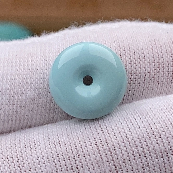 绿松石未镶嵌珠宝奇石12