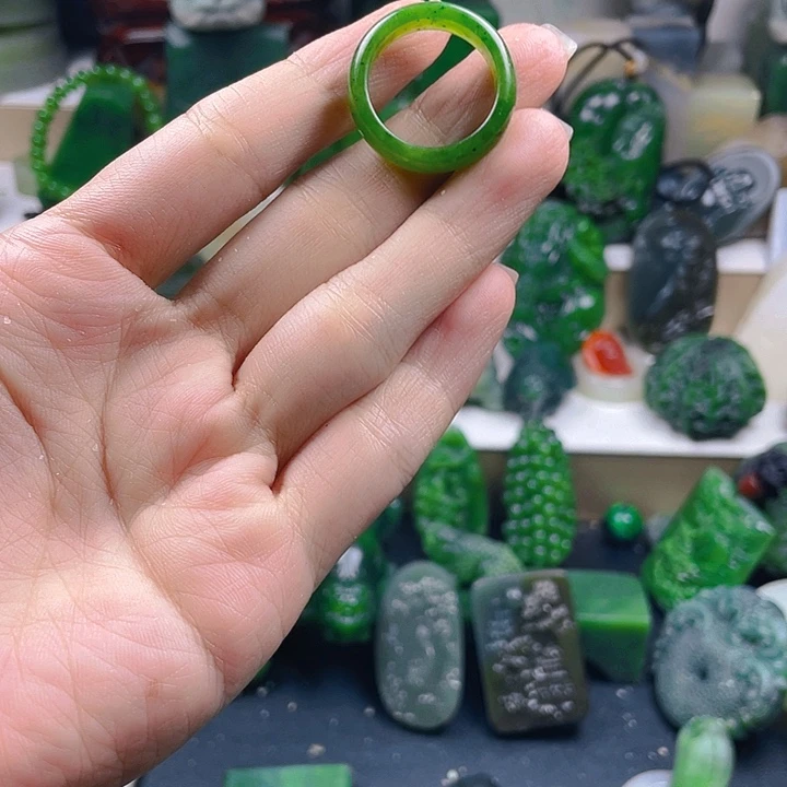 未镶嵌和田玉珠宝半成品