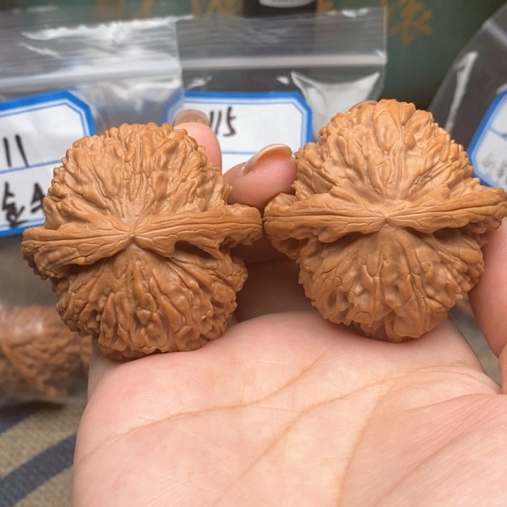 猴头核桃吊坠3127号球白48