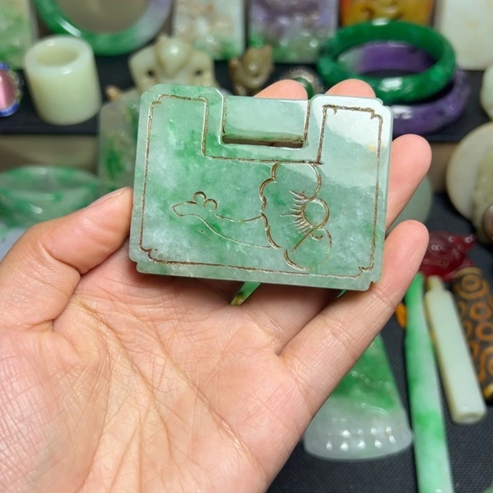滴血莲花菩提吊坠