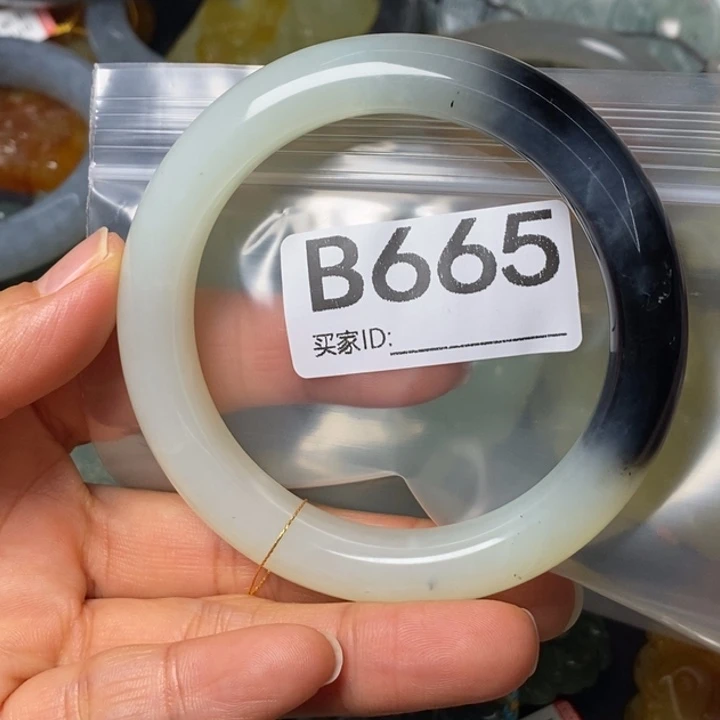 勿***2蛇纹石玉未镶嵌其它