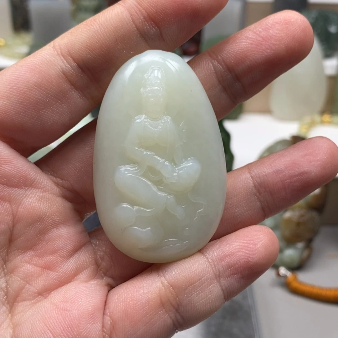 和田玉颈饰未镶嵌雅*