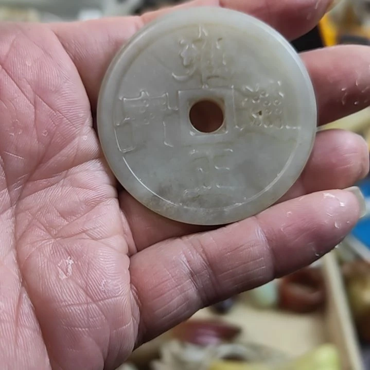 和田玉（糖玉）未镶嵌挂件