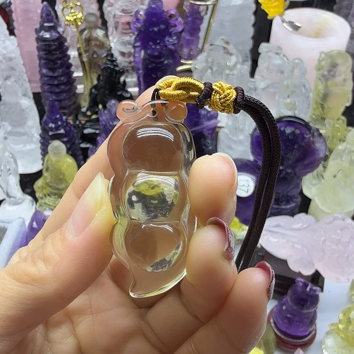 木***合水晶未镶嵌珠宝半成品