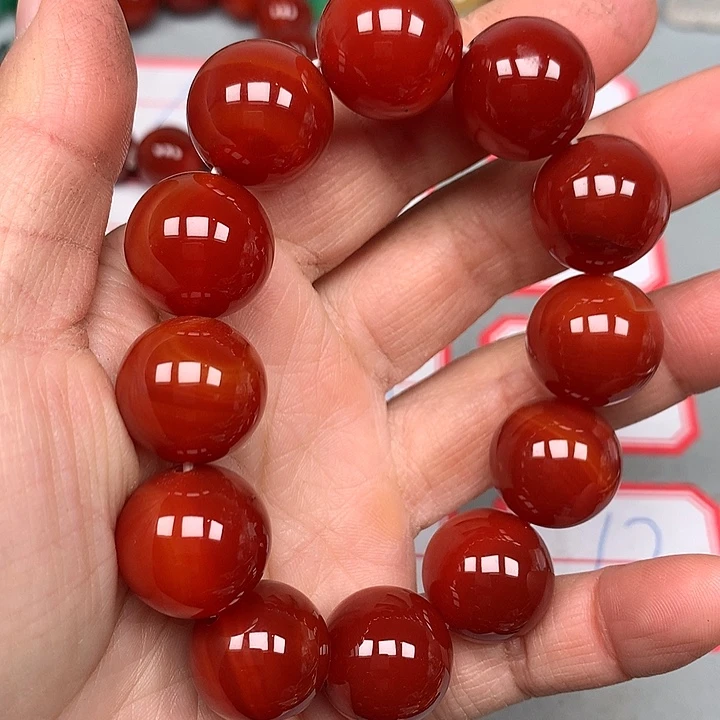 东***起玛瑙/玉髓未镶嵌颈饰