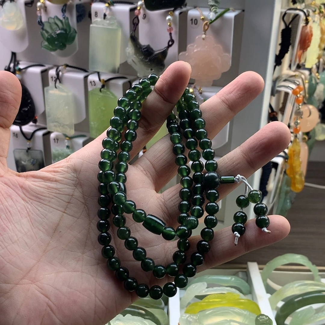 【闪购商品】蛇纹石玉颈饰未镶嵌