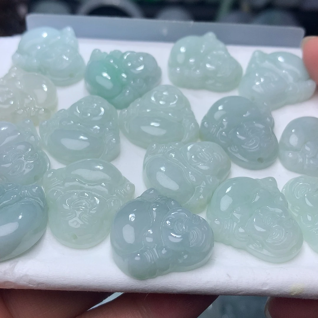 翡翠未镶嵌颈饰多样性发1个