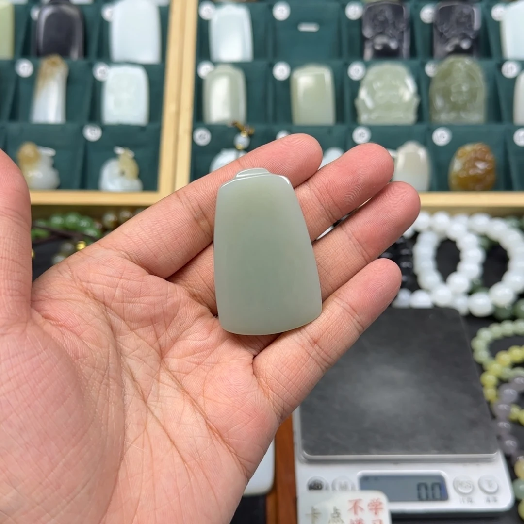 和田玉未镶嵌挂件