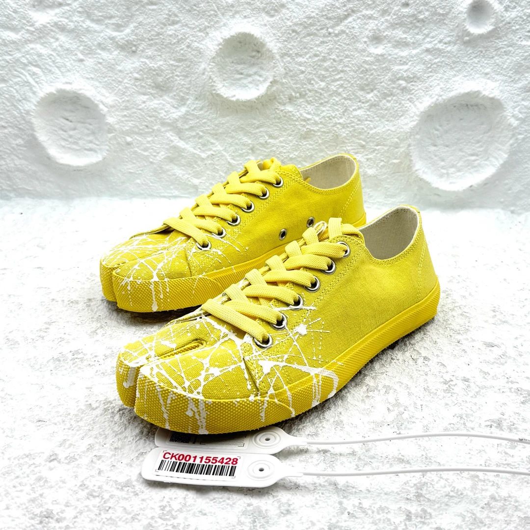 全新未使用 Maison Margiela/梅森马吉拉 37.5码/黄色分指鞋D7438