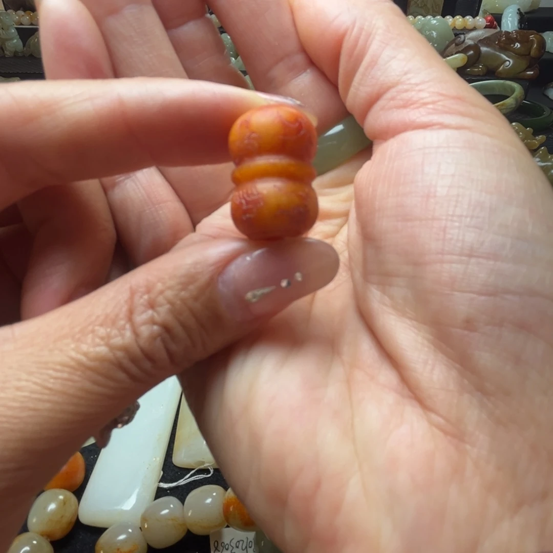 和田玉未镶嵌吊坠(不含链)