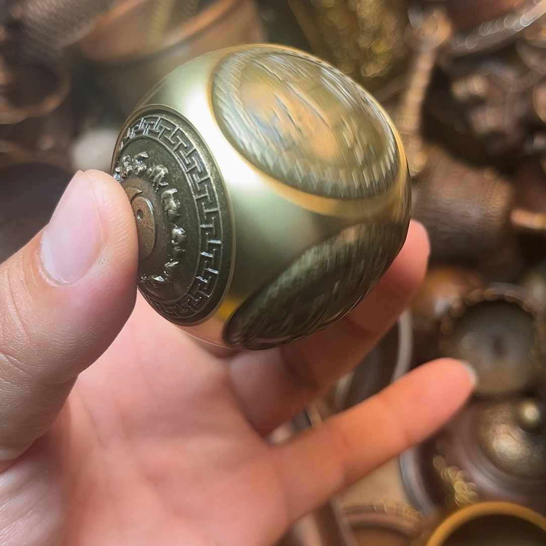 精美铜器工艺品等