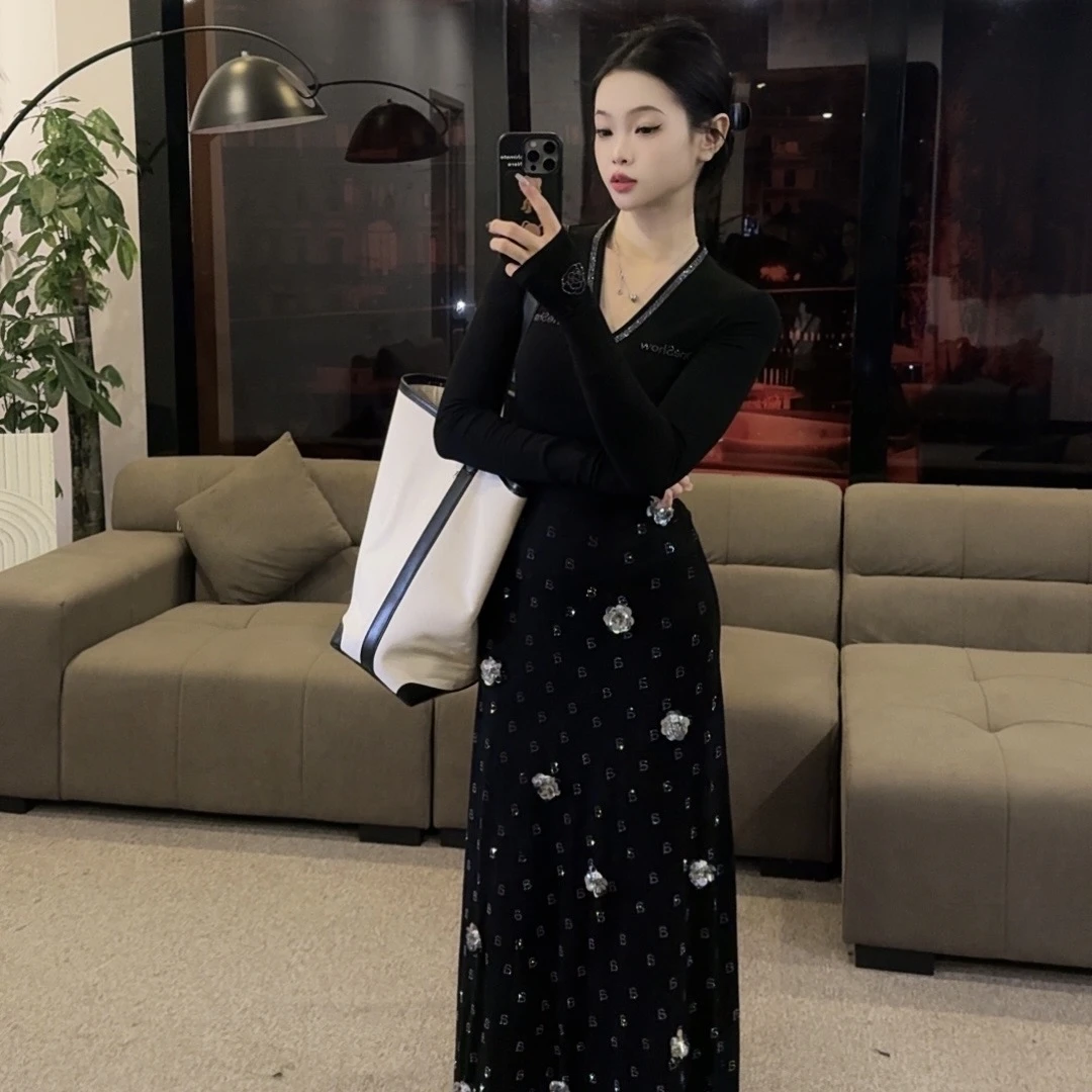 【OS&oneshow】气质烫钻遮胯黑色百搭A字裙垂坠感高腰拖地长裙套装