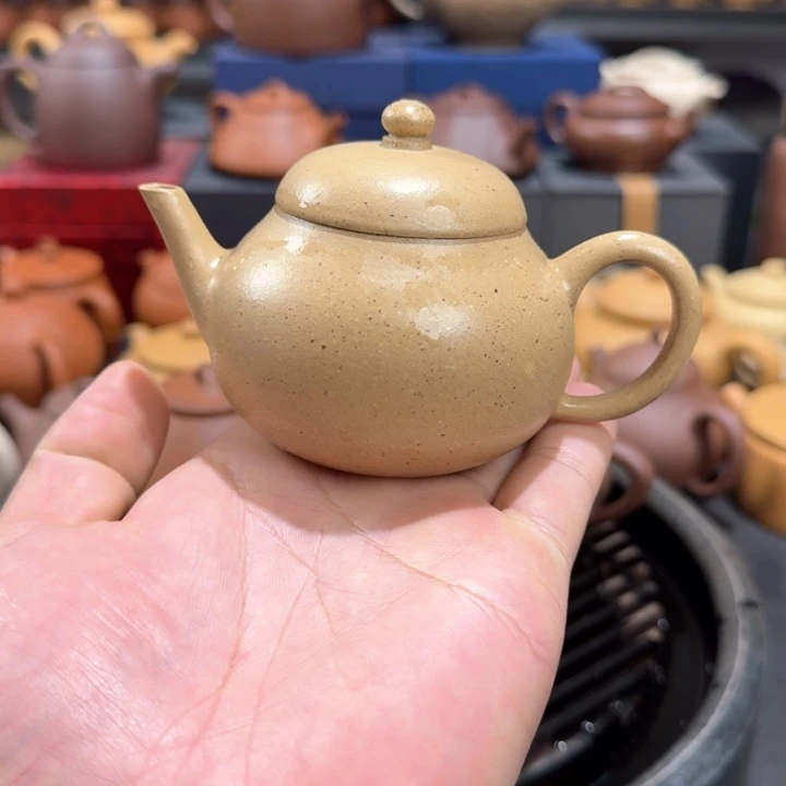 茶壶紫砂本绿梨型150cc