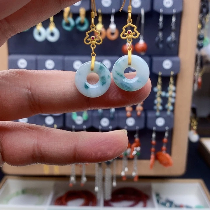 未镶嵌翡翠耳饰耳饰