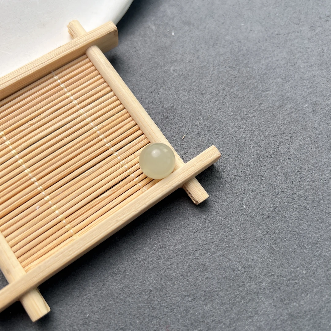 和田玉冰烟圆珠单珠约12mm