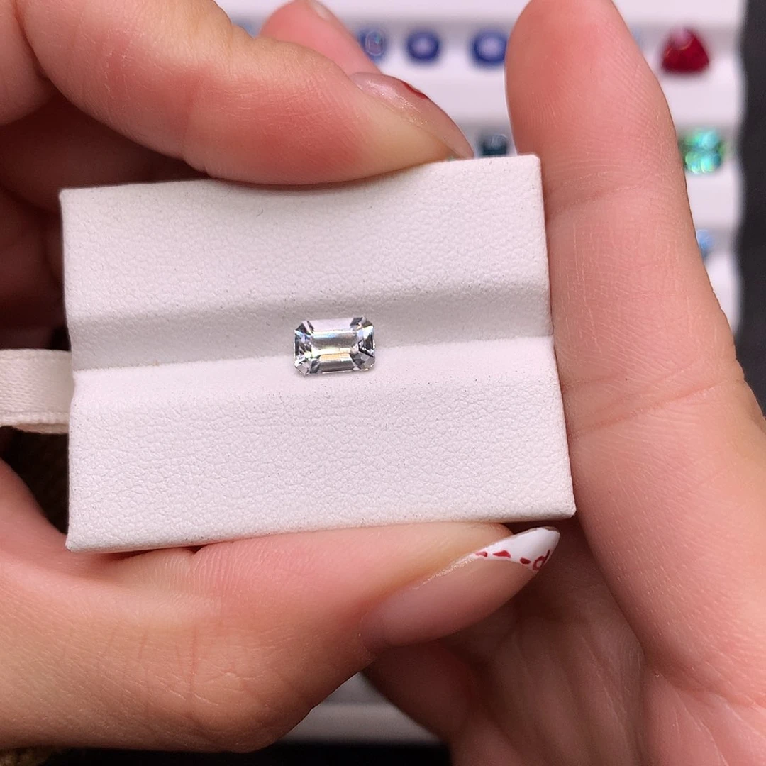 海蓝宝石裸石未镶嵌白海蓝宝 0.91克拉