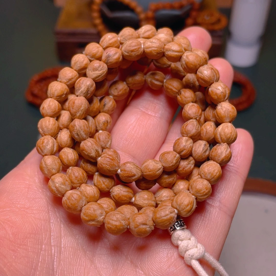 盛***械柏香籽/百香籽吊坠莲花长串