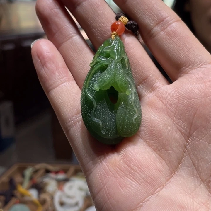 和田玉未镶嵌吊坠(不含链)