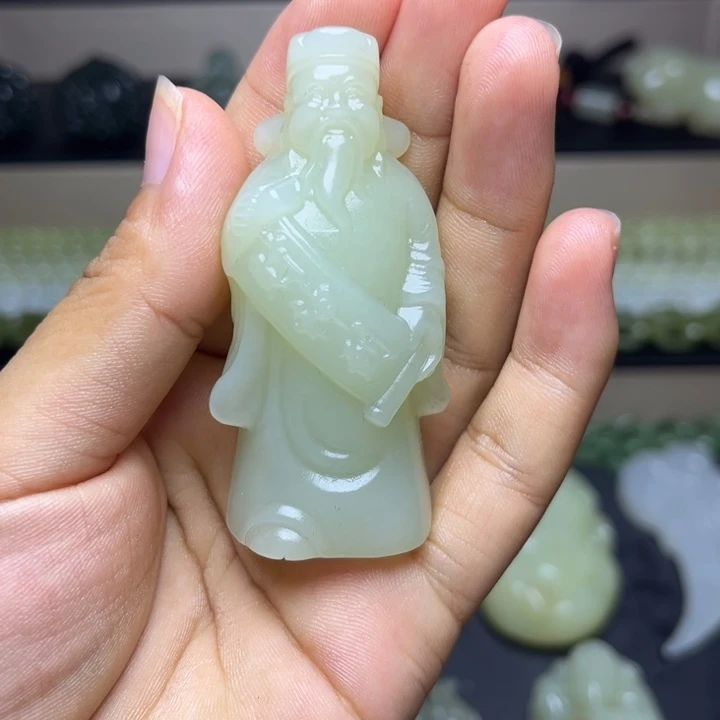 王****颈饰未镶嵌和田玉