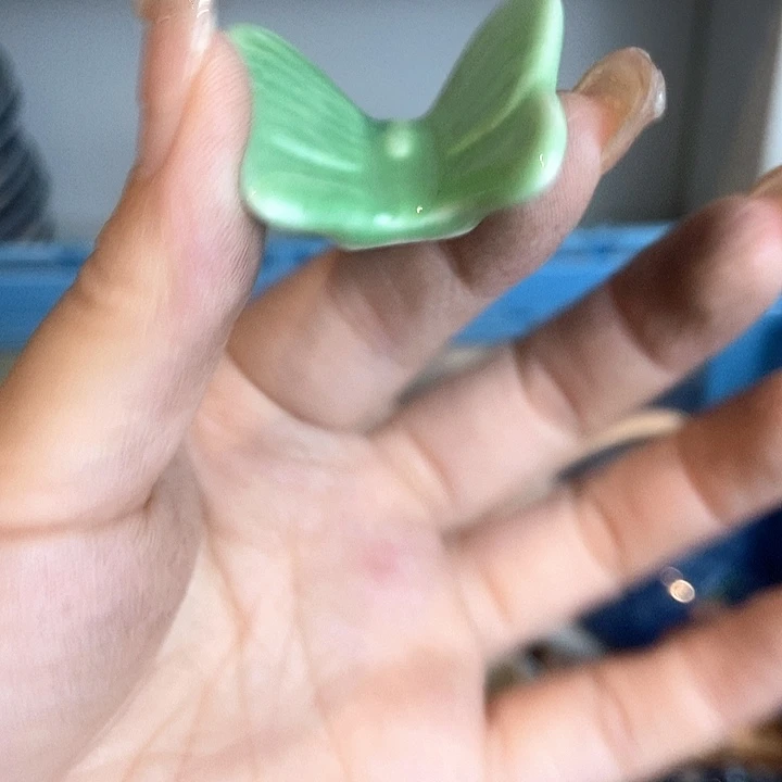 瓷片哈哈哈哈哈哈哈哎