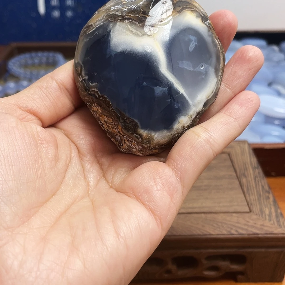 玛瑙/玉髓未镶嵌珠宝奇石