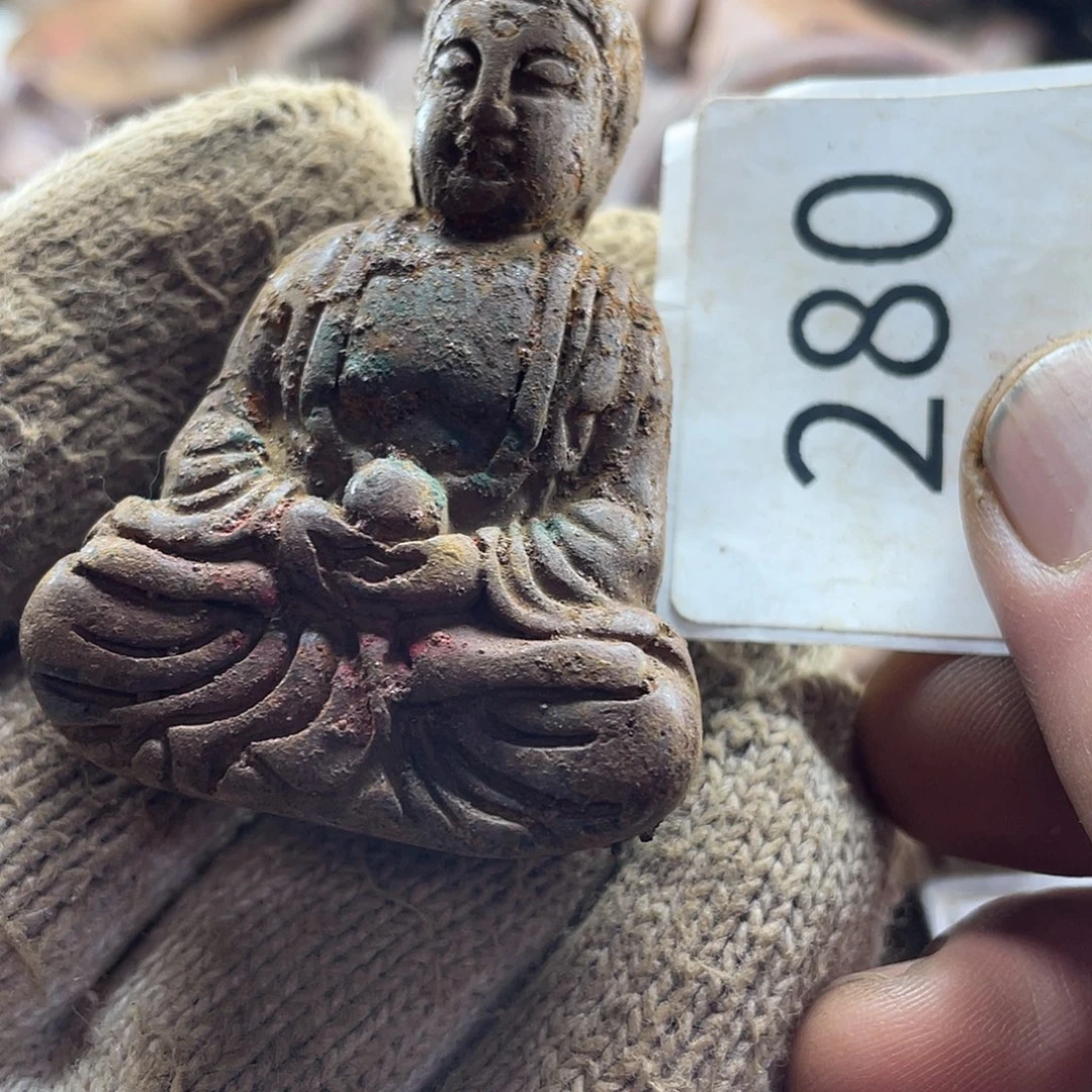 和田玉（糖玉）未镶嵌挂件
