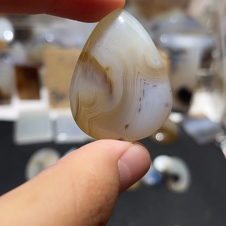 未镶嵌车挂玛瑙/玉髓