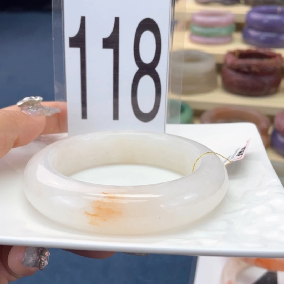 石英质玉未镶嵌手镯