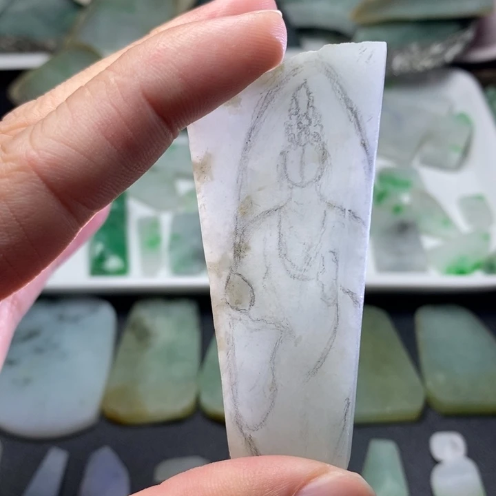 翡翠未镶嵌颈饰翡翠