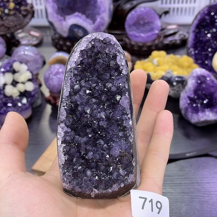 水晶未镶嵌大型摆件（非配饰）