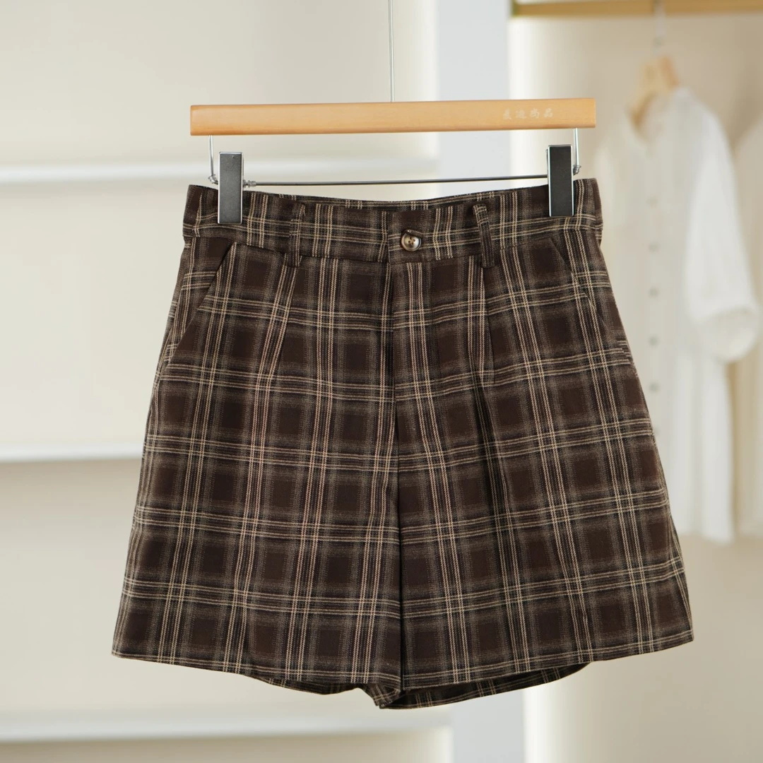 麦迪尚品【达】51213107 春季时尚复古休闲格纹阔腿短裤女装