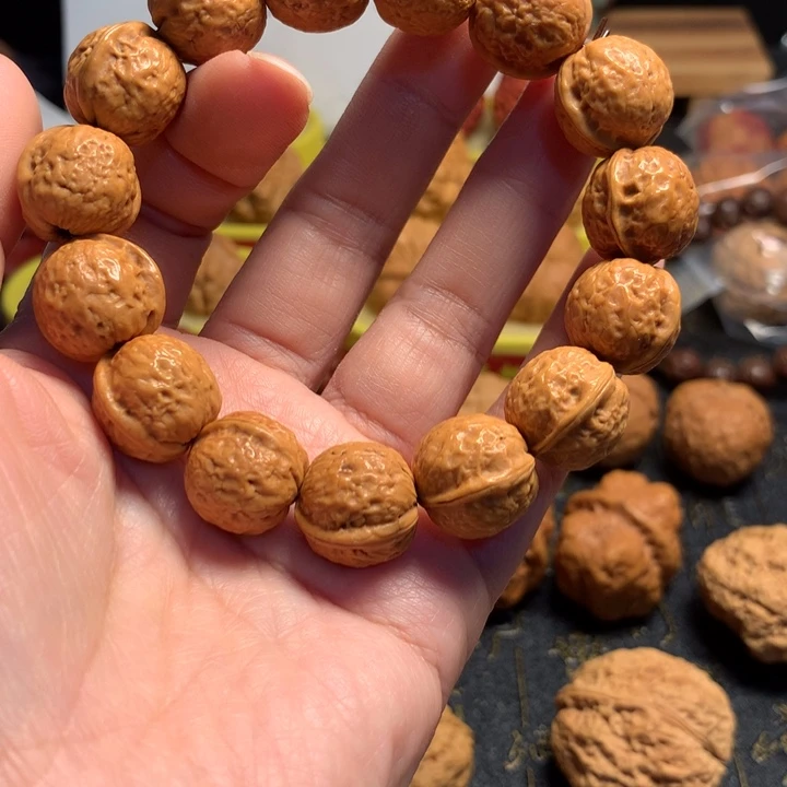 吊坠文玩核桃小金豆手串16尺