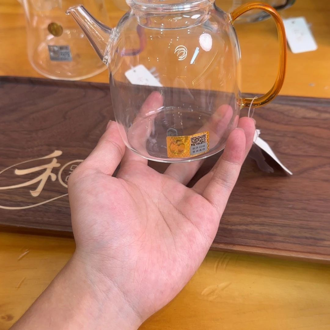 禾器宴臣壶琥珀色