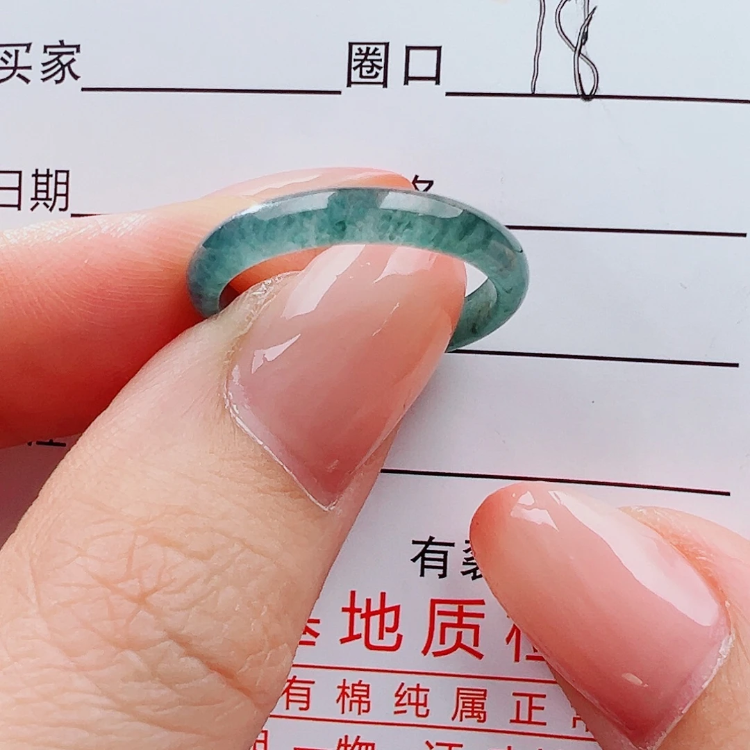 翡翠未镶嵌戒指戒指