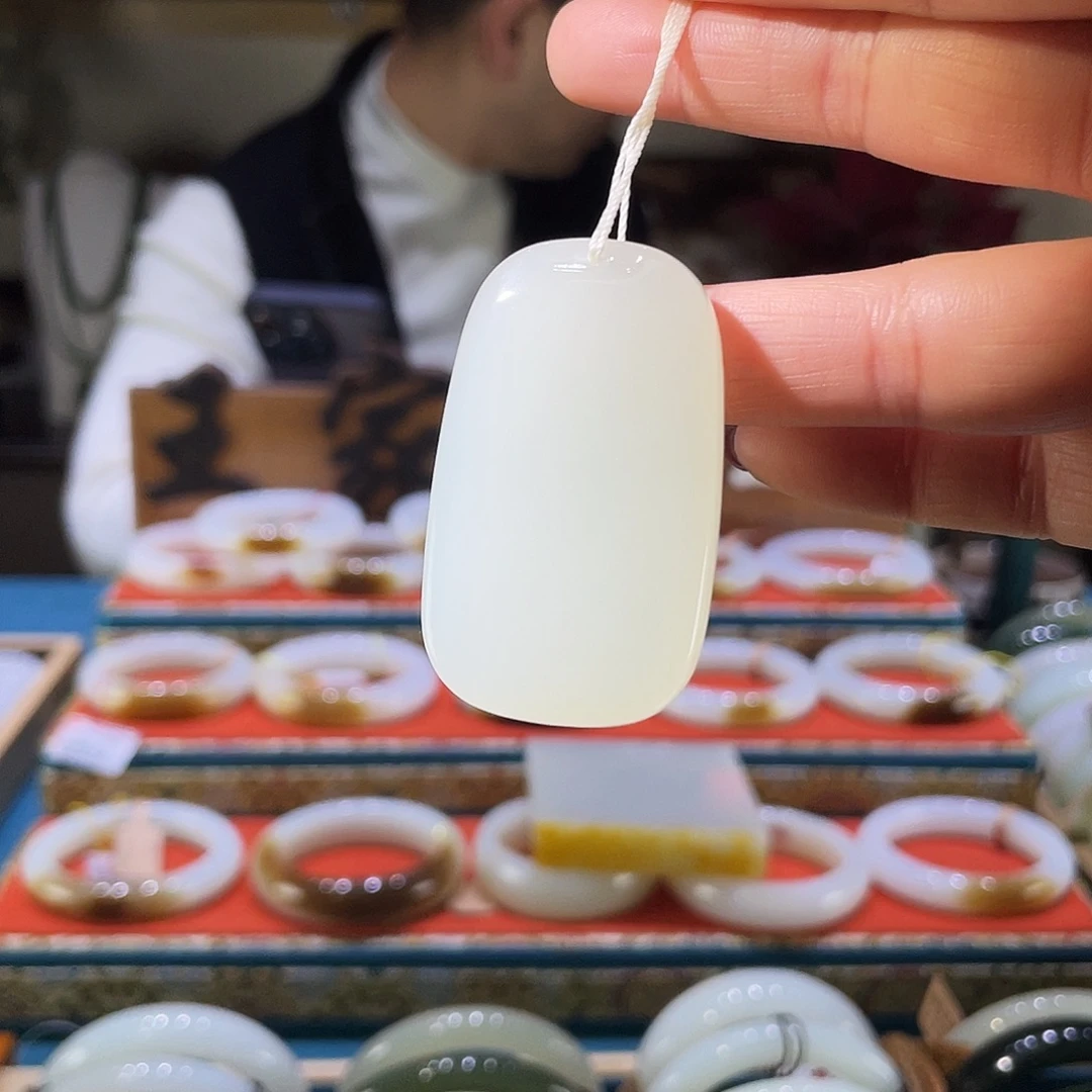 和田玉（白玉）未镶嵌颈饰