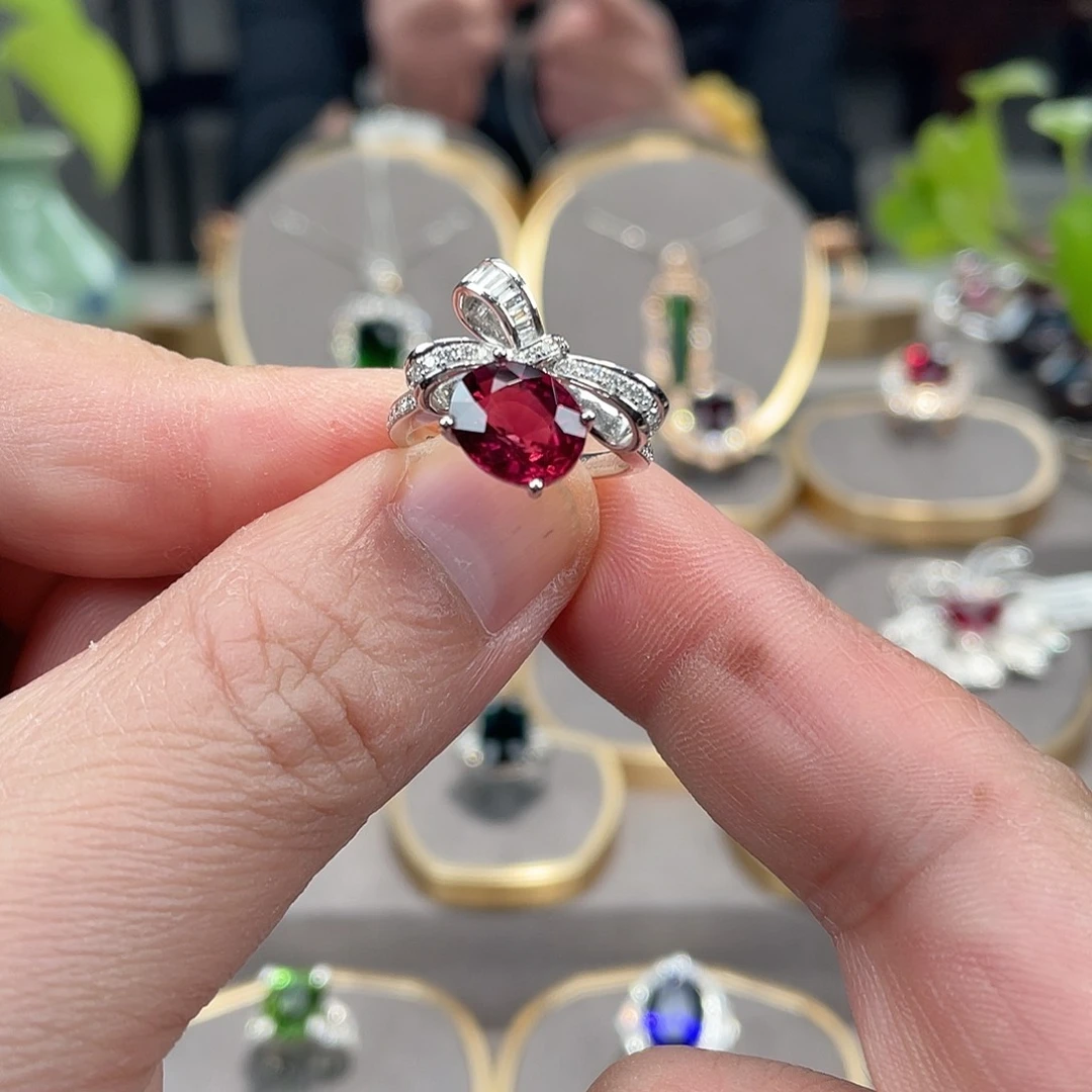 碧玺戒指18K金镶嵌2.93ct