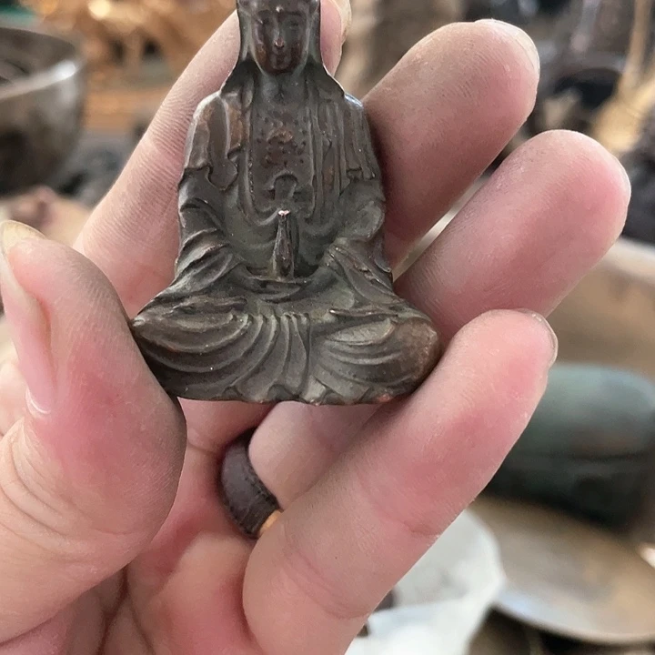 自***哥闪电购铜摆件工艺品